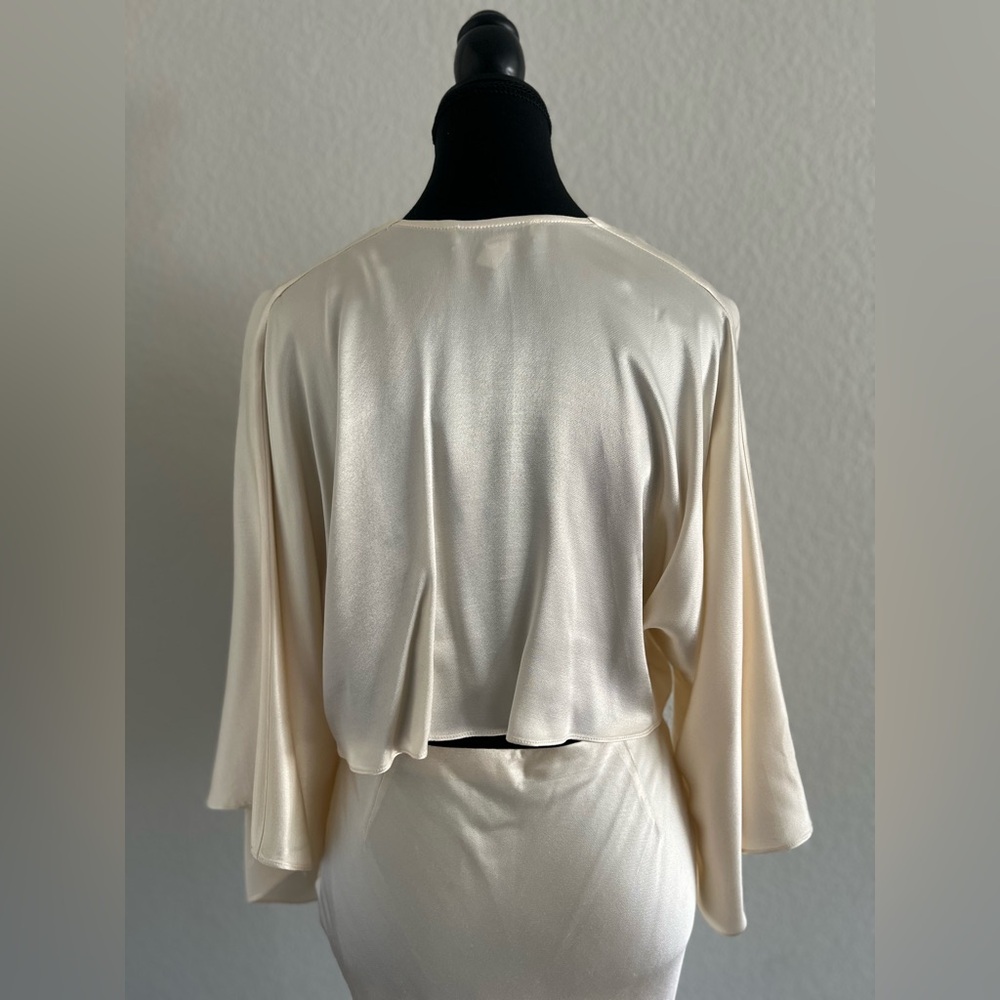 Shona Joy Elegant Cream Tie-Front Midi Dress - Picture 11 of 16